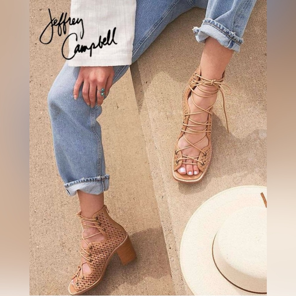 NWOT Jeffrey Campbell - Free People- Lahaina Beige Woven heel